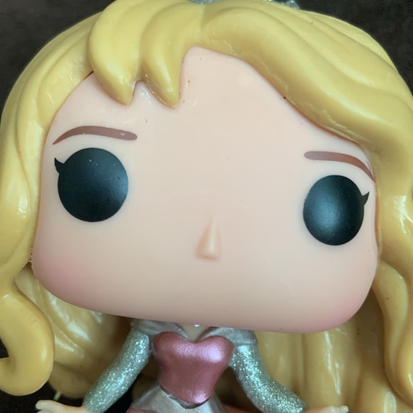 Sparkle Princess Aurora Funko Pop - Picture 3 of 6